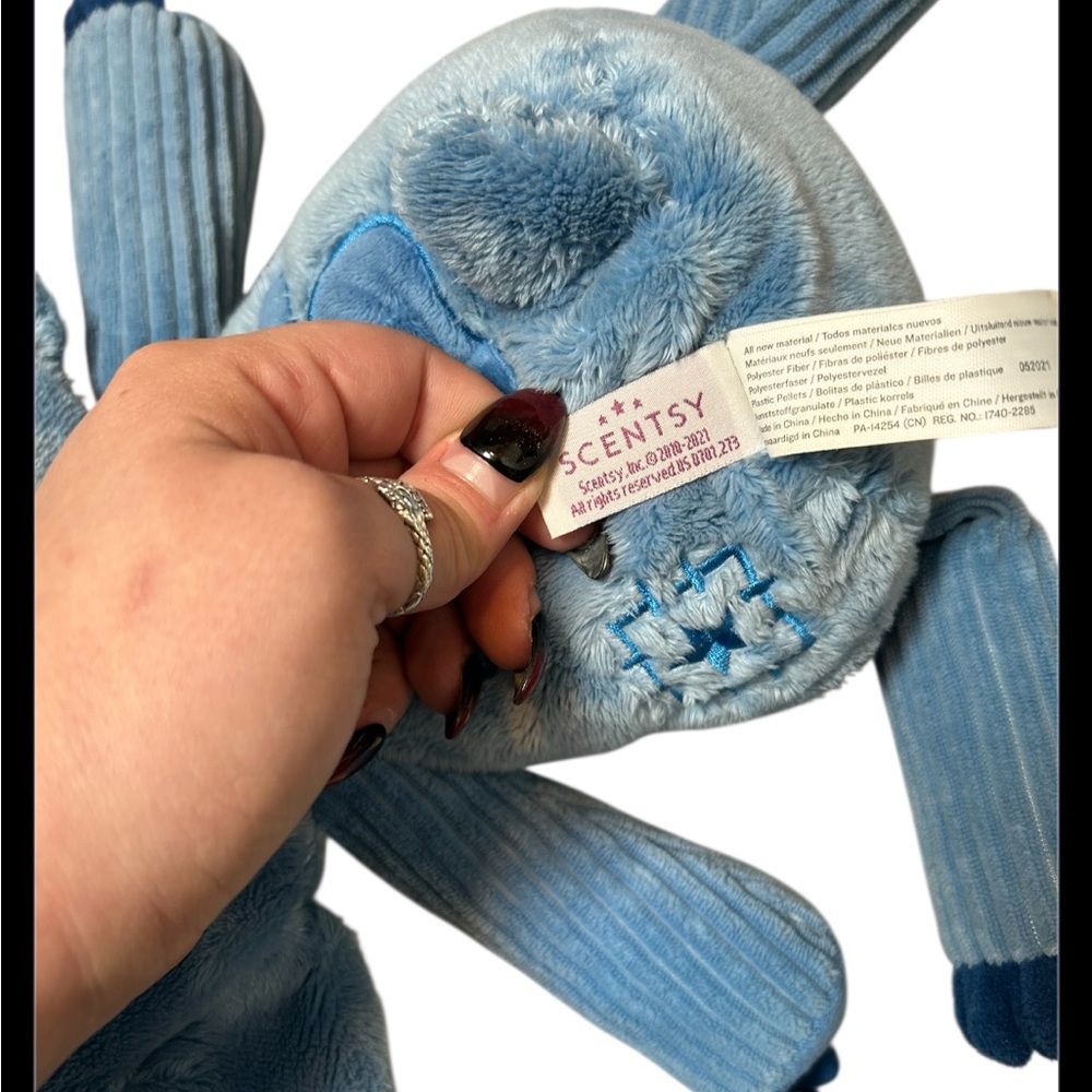 Stitch Disney Scentsy Buddy Discontinued Rare Collectible W Original Scent Pak - Picture 4 of 5